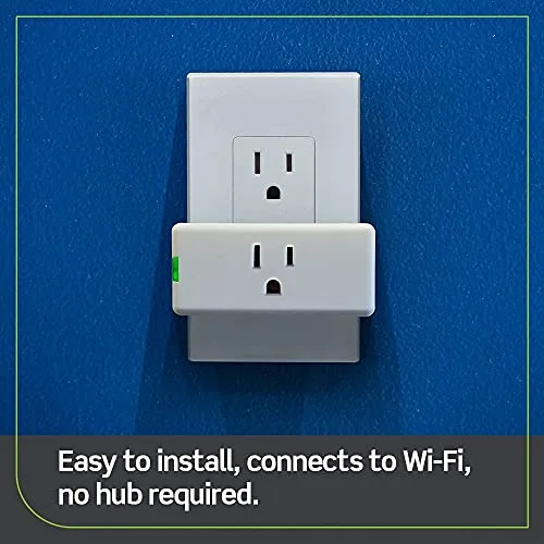 Leviton D215P-1RW Decora Smart Wi‑Fi mini plug-in switch design close-up