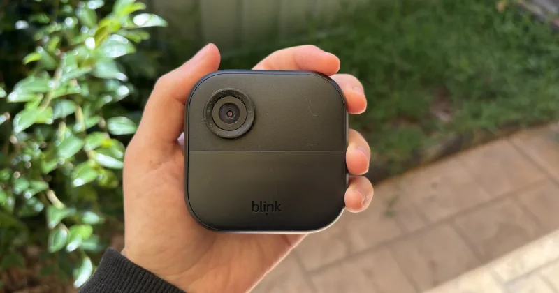 Blink Outdoor 4 handheld wire-free battery security camera