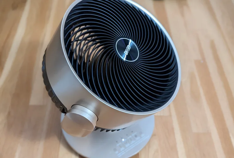 Dreo TurboPoly Table Fan 714S side view showing compact tabletop design